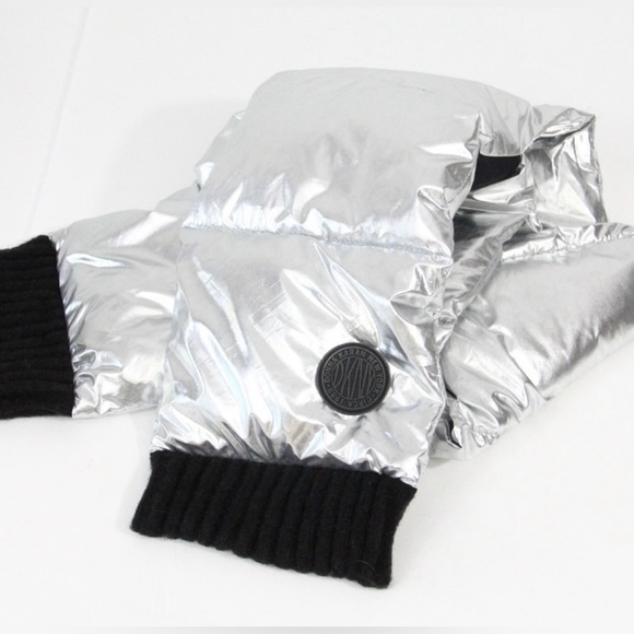 NWOT DKNY quilted silver puffer scarf. Black trim. 8 x 60”. Purchased w/o tags. - Picture 6 of 6